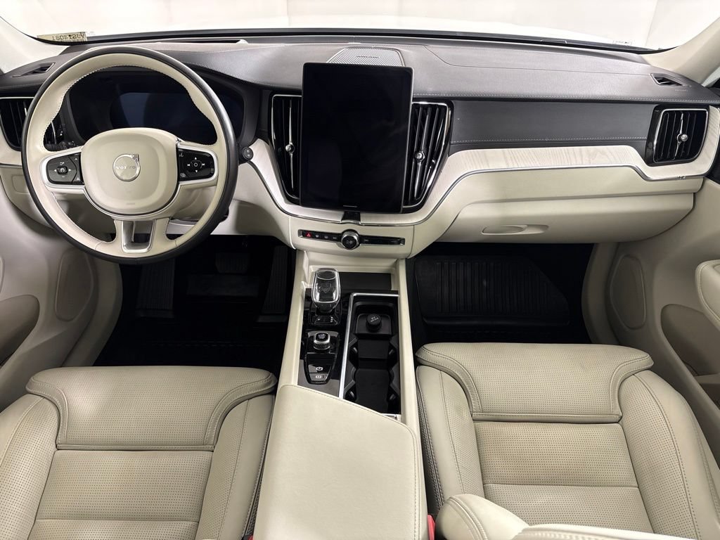 Used 2026 Volvo XC60 B5 Ultra AWD/4WD image 13