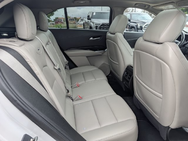 Used 2023 Cadillac XT4 Premium Luxury w/ Driver Assist Package FWD image 32