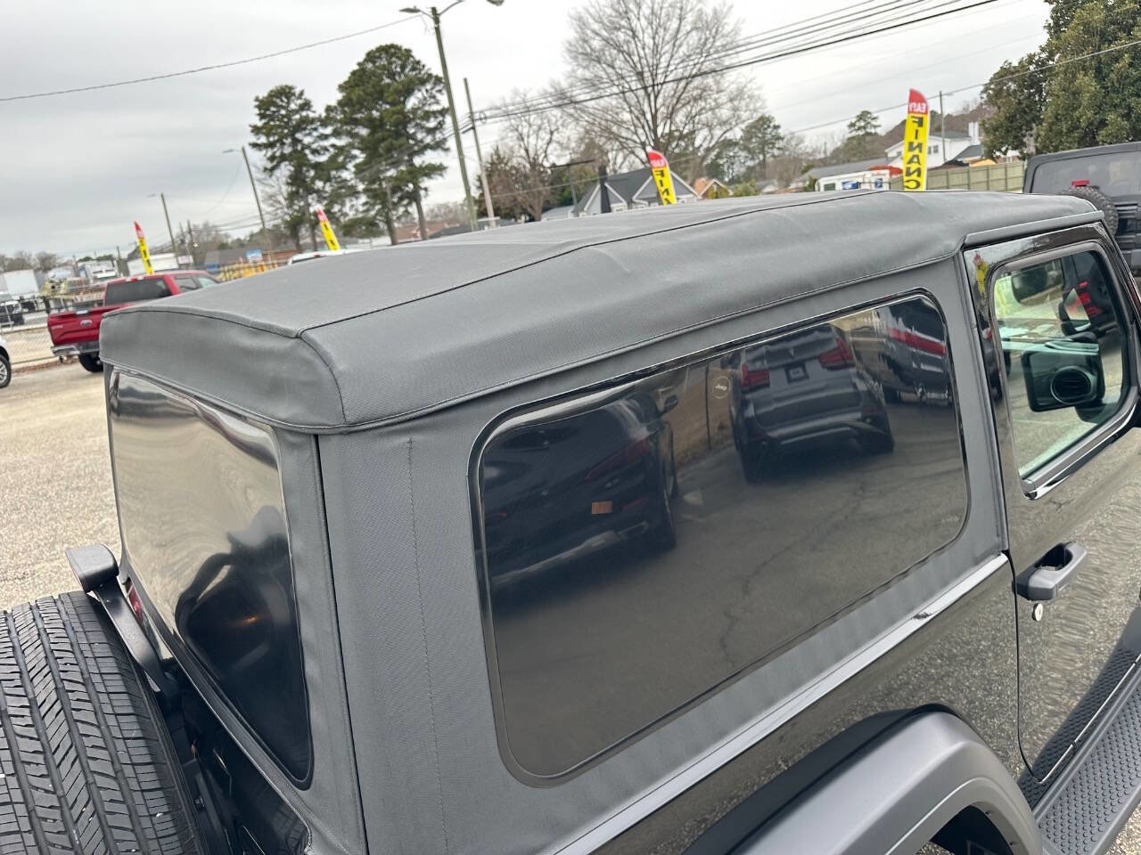 Used 2018 Jeep Wrangler Sport image 29
