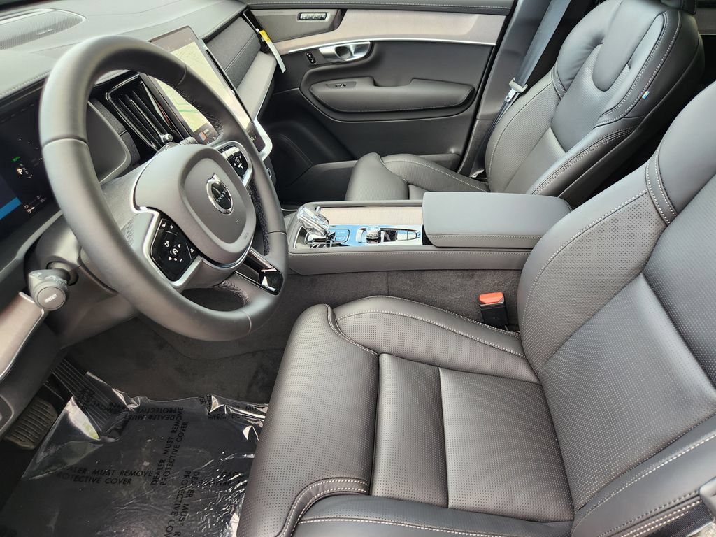 New 2026 Volvo XC90 T8 Ultra w/ Protection Package AWD/4WD image 4