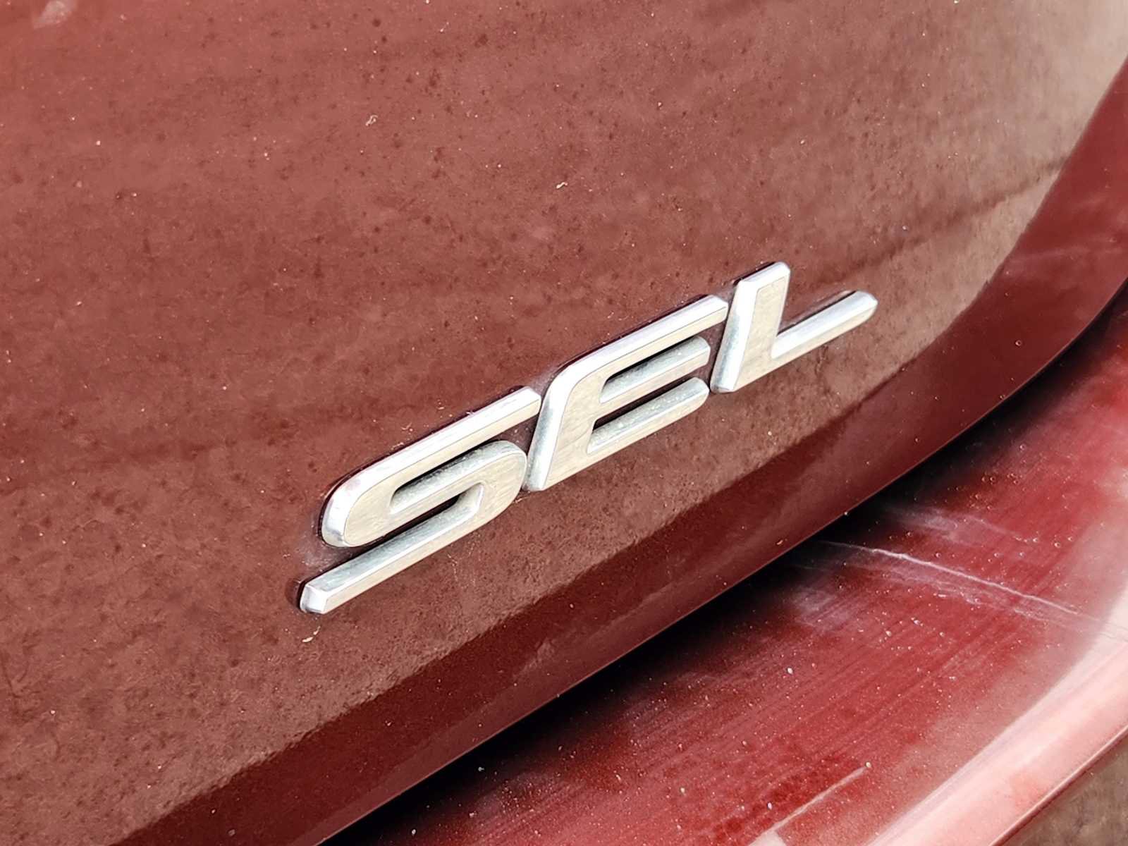 Used 2016 Ford Edge SEL w/ Equipment Group 201A AWD/4WD image 11