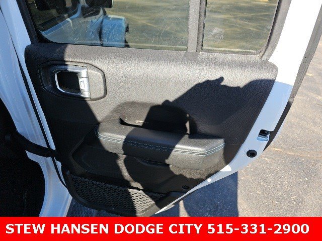 Used 2024 Jeep Wrangler High Altitude image 17