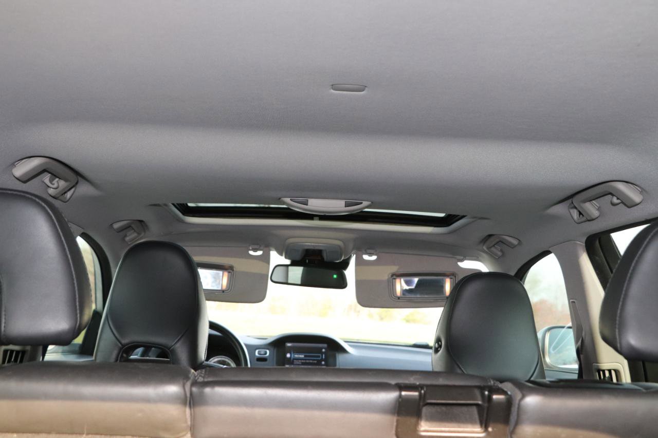 Used 2012 Volvo XC70 T6 image 9