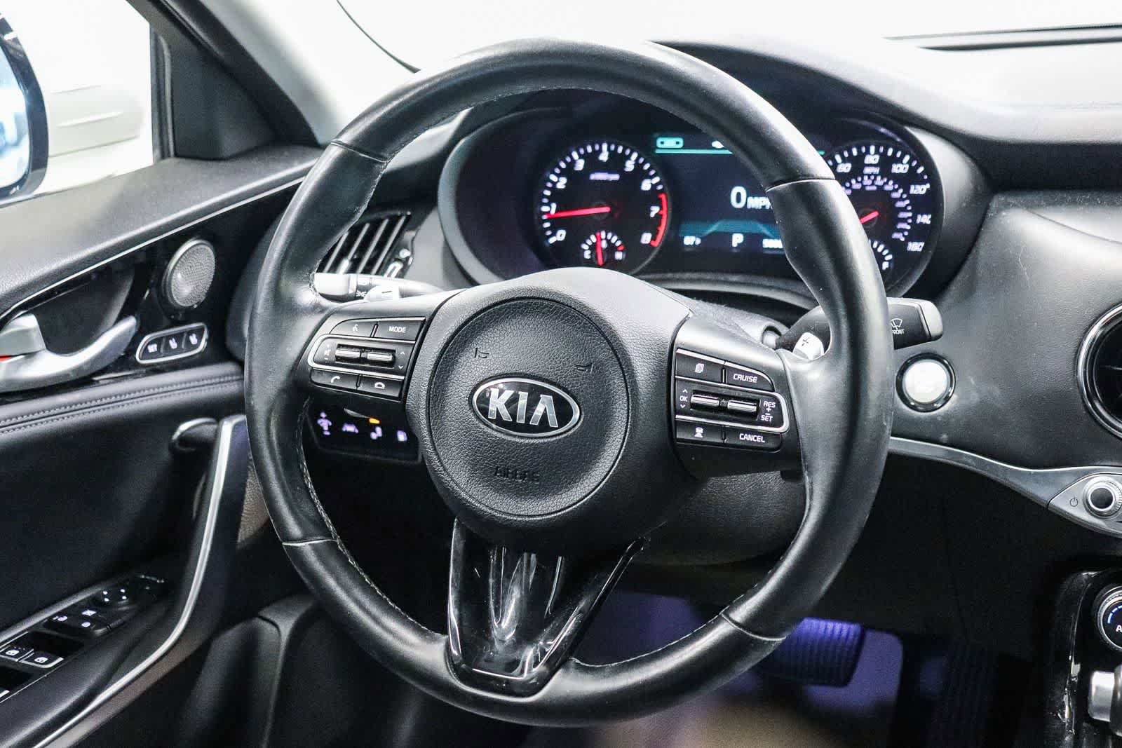 Used 2019 Kia Stinger Premium RWD image 16