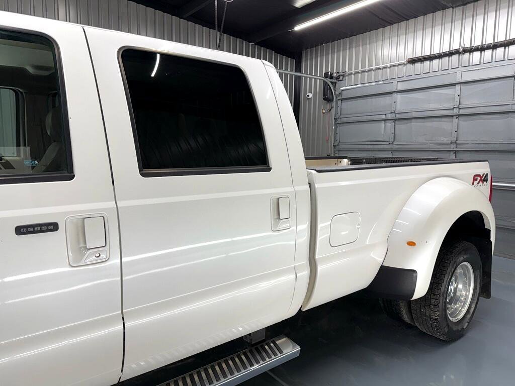 Used 2015 Ford F350 Lariat w/ Chrome Package image 6