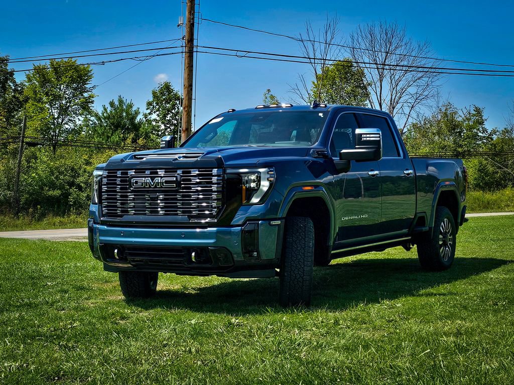 New 2026 GMC Sierra 2500 Denali Ultimate AWD/4WD image 11