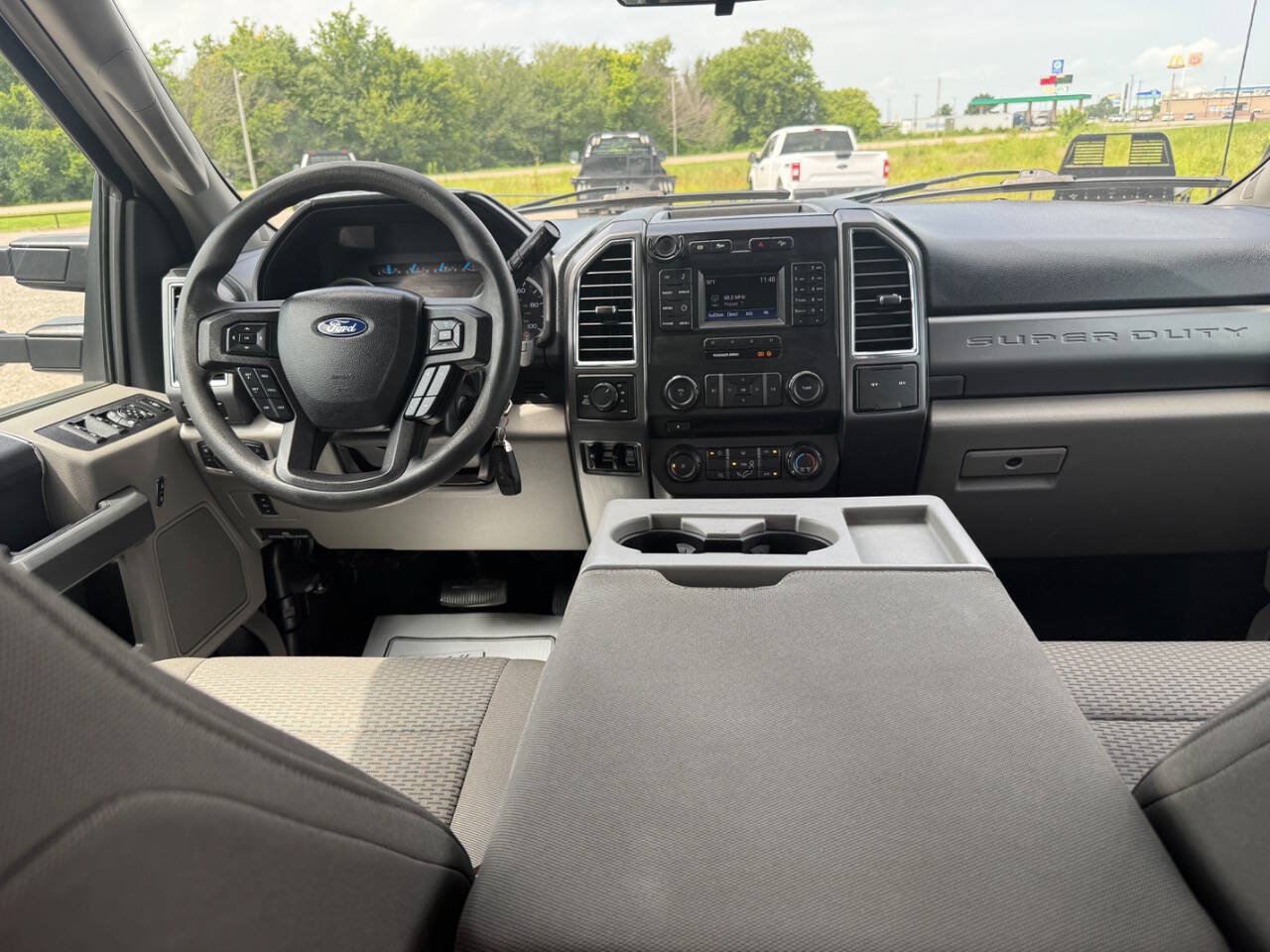 Used 2017 Ford F250 XLT w/ XLT Value Package AWD/4WD image 35