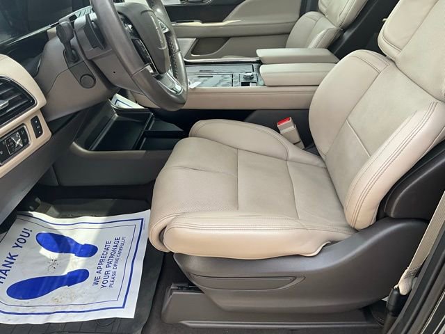 Used 2024 Lincoln Navigator L Reserve AWD/4WD image 5