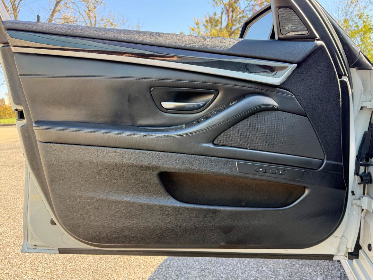 Used 2015 BMW 535i Sedan RWD image 16