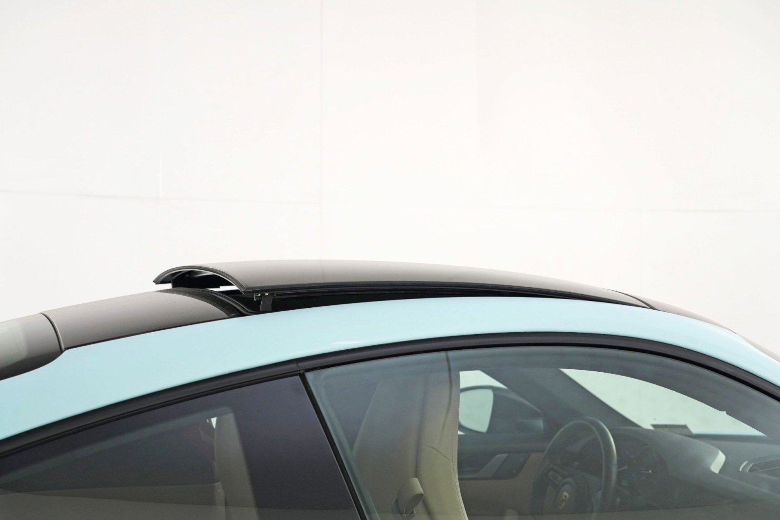 Used 2024 Porsche 911 Carrera image 54