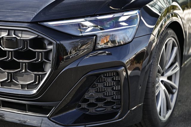 New 2026 Audi Q8 Prestige image 13