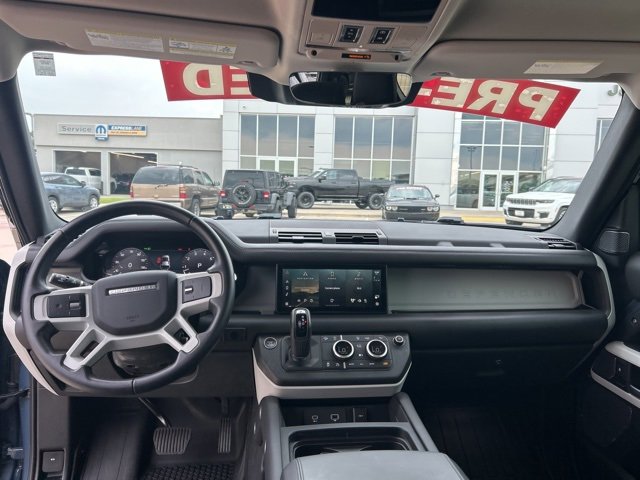 Used 2024 Land Rover Defender 110 S image 36