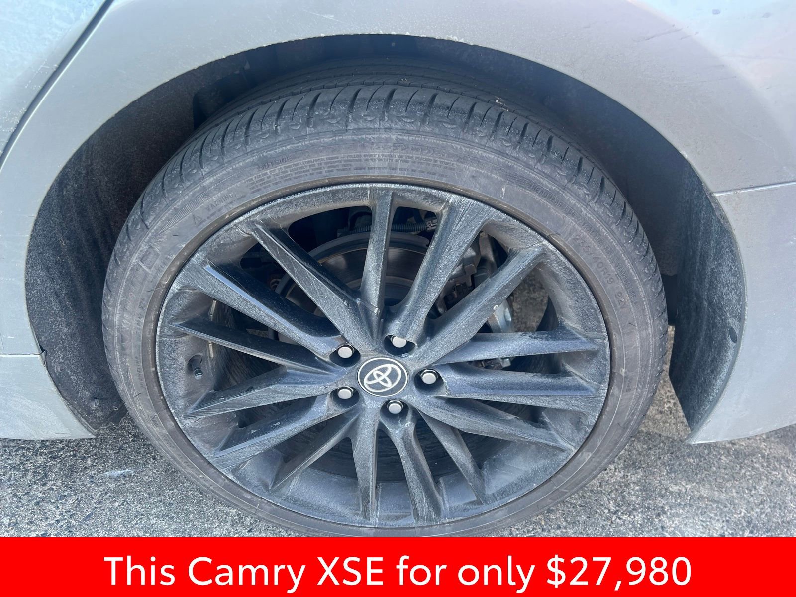 Used 2023 Toyota Camry XSE image 31