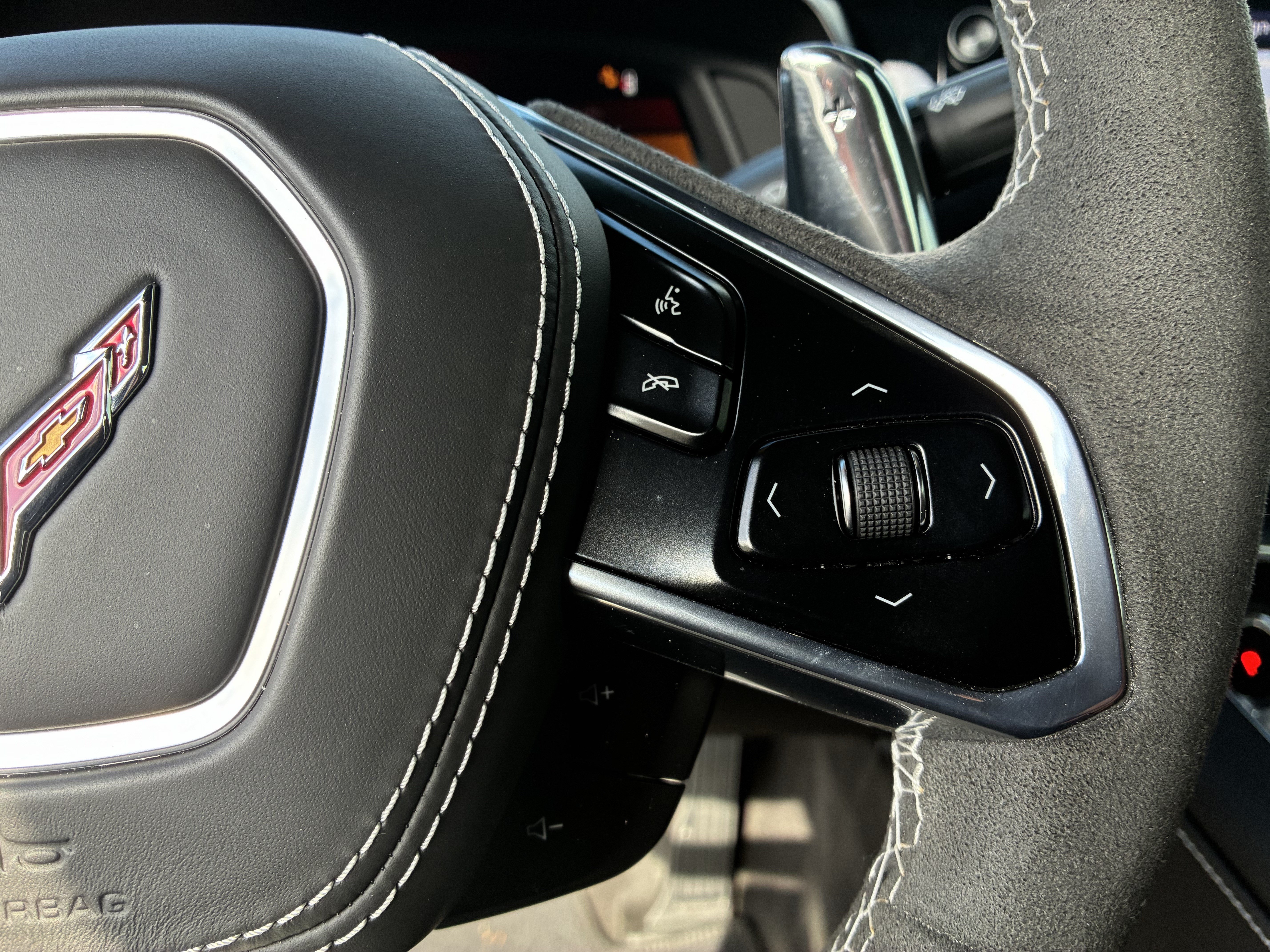 Used 2025 Chevrolet Corvette Z06 RWD image 24