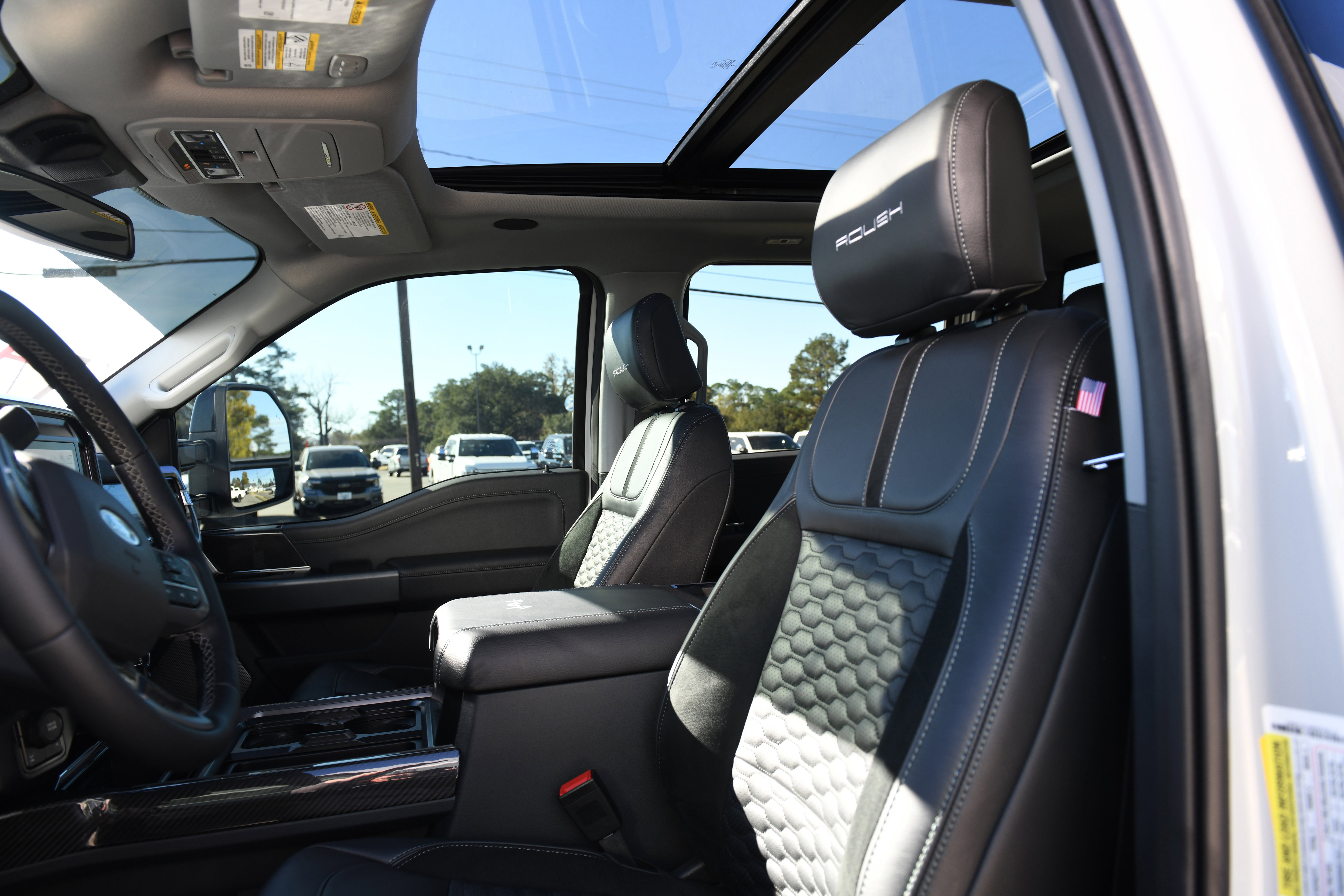 New 2026 Ford F250 Lariat w/ Black Appearance Package image 50