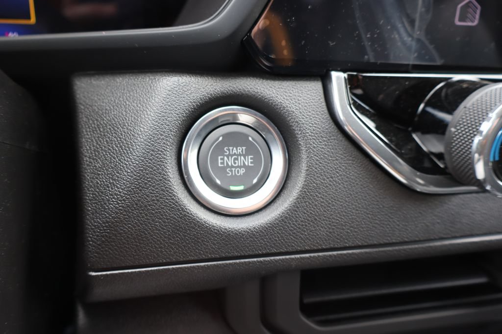 New 2026 Chevrolet Colorado Trail Boss w/ Midnight Edition AWD/4WD image 14