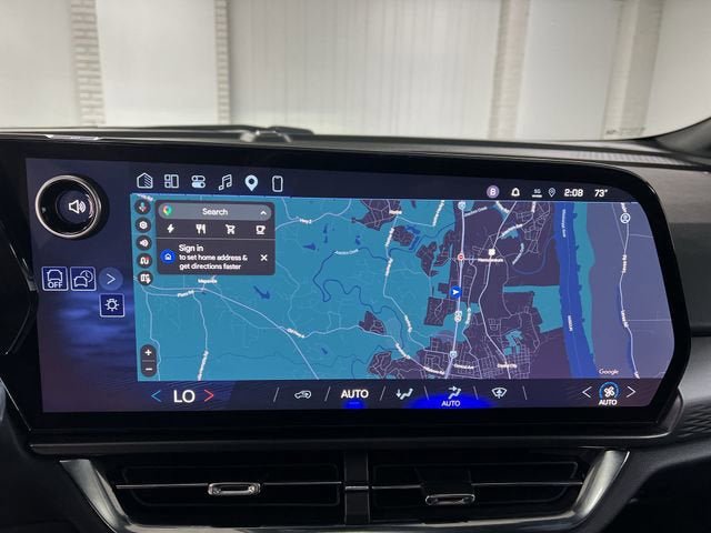 Certified 2026 Chevrolet Equinox EV LT FWD image 14