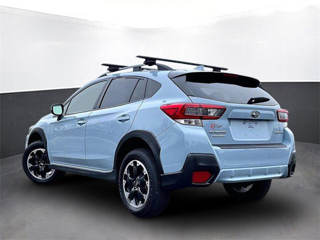 Used 2022 Subaru Crosstrek 2.0i Premium w/ Moonroof Package image 5