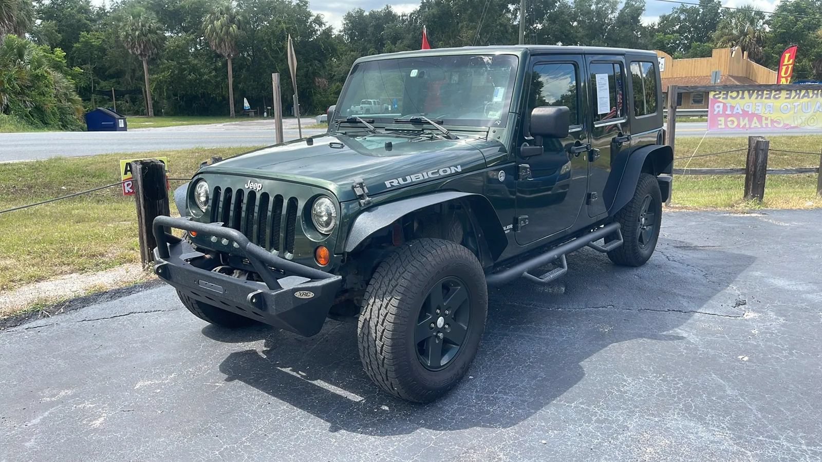 Used 2010 Jeep Wrangler Unlimited Rubicon w/ Dual Top Group AWD/4WD image 3