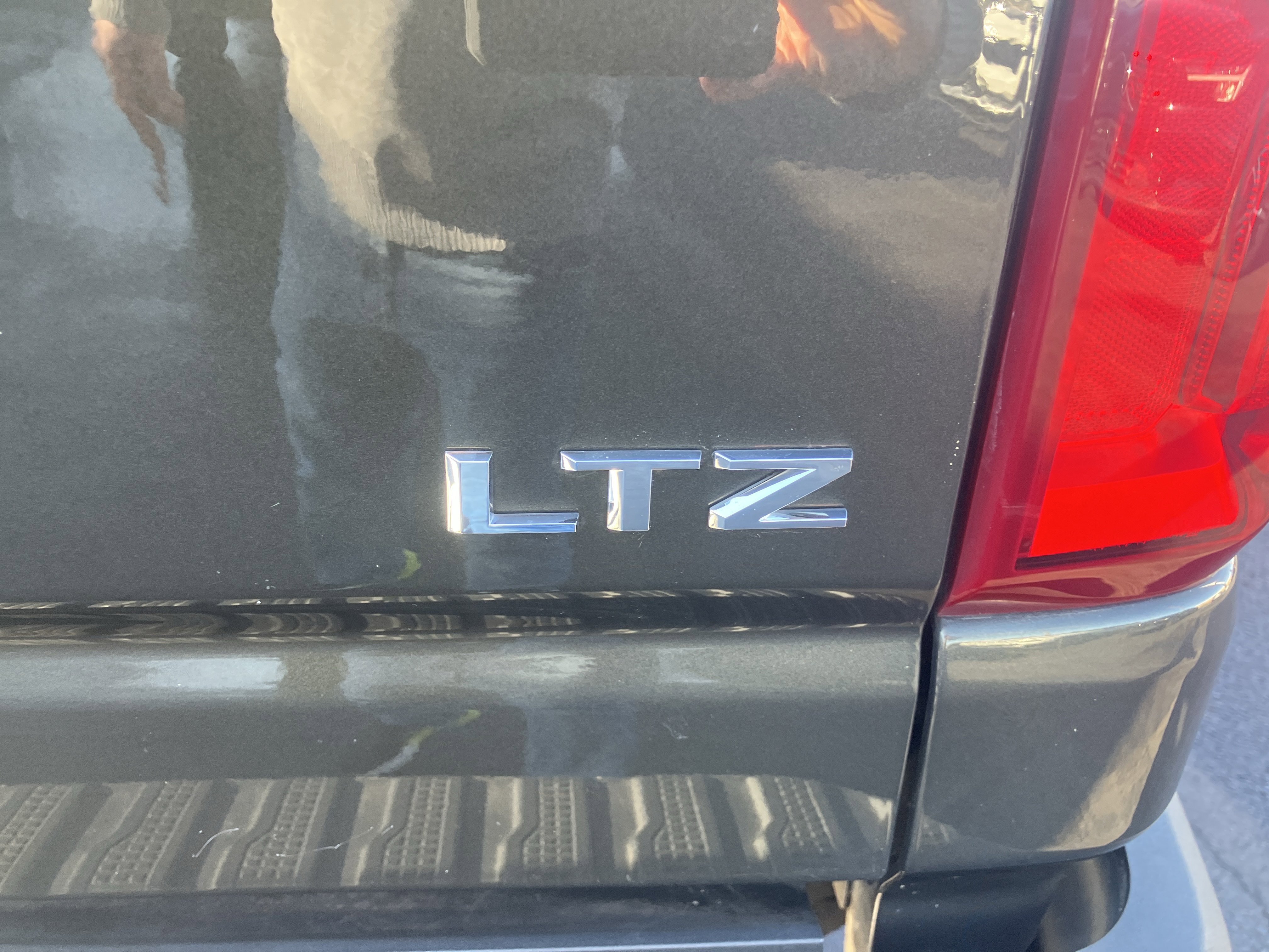 Used 2022 Chevrolet Silverado 2500 LTZ video 5