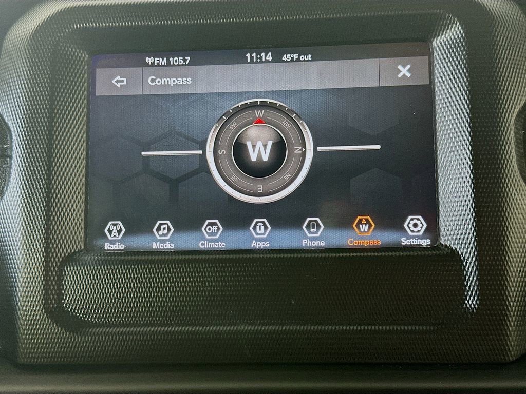 Used 2018 Jeep Wrangler Unlimited Sahara image 19