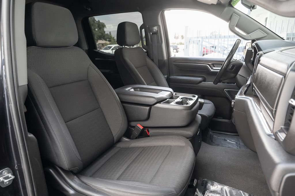 Used 2023 Chevrolet Silverado 1500 LT RWD image 37
