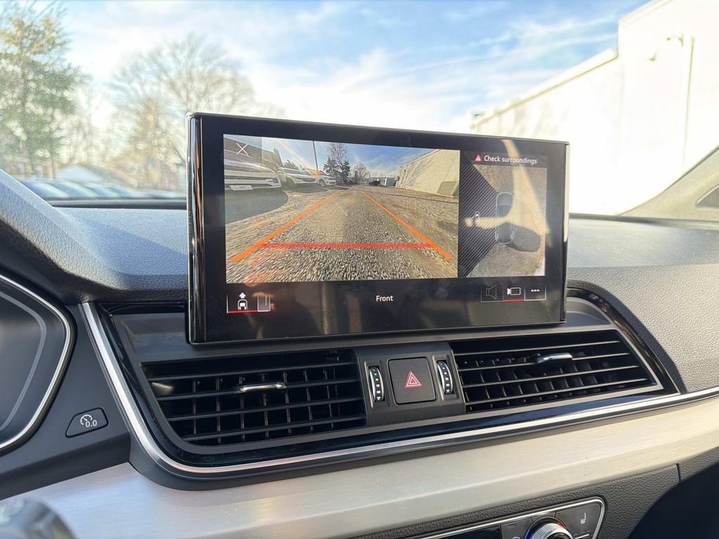 Used 2021 Audi SQ5 Premium Plus w/ Premium Plus Package image 37