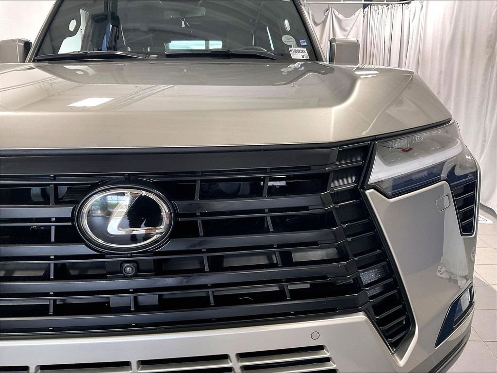 Used 2024 Lexus GX 550 w/ Accessory Package (2T) AWD/4WD image 33