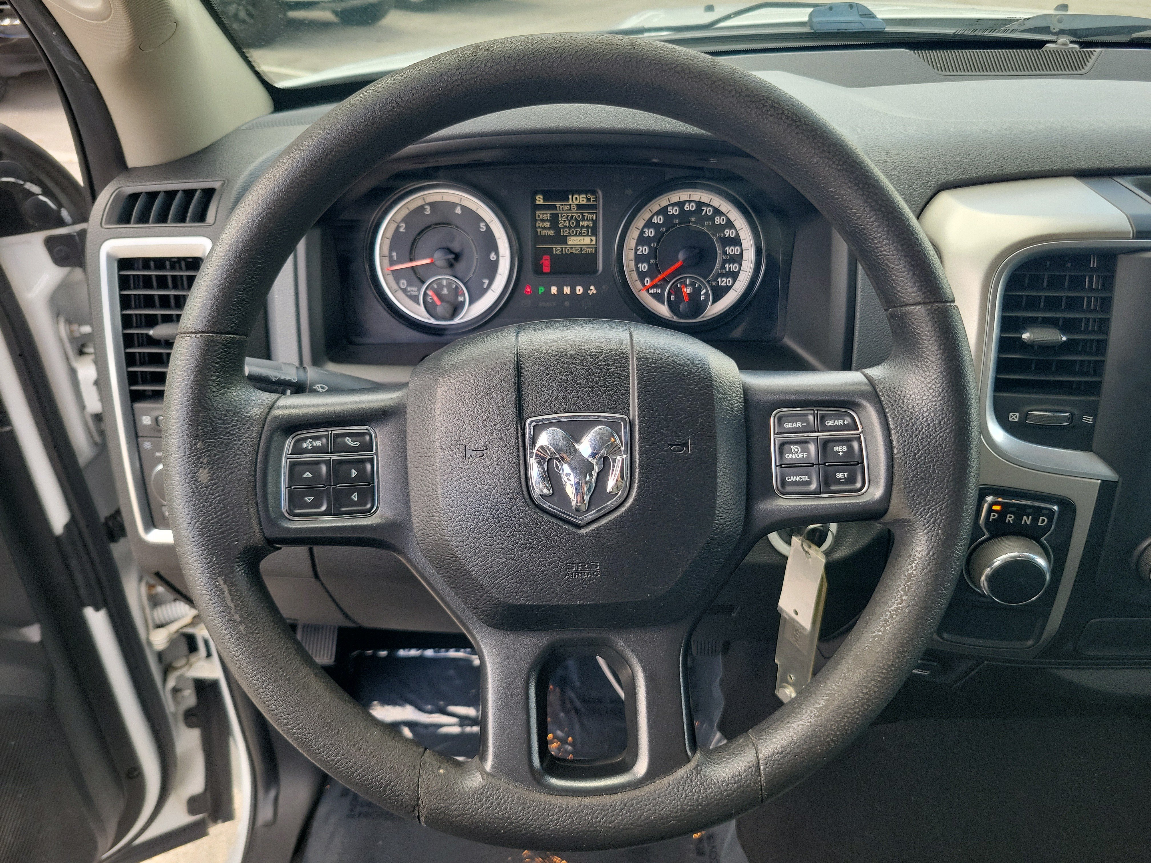 Used 2019 RAM 1500 Classic SLT RWD image 18
