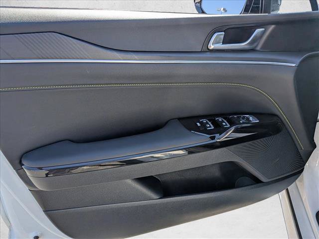 Used 2025 Kia K5 GT FWD image 10
