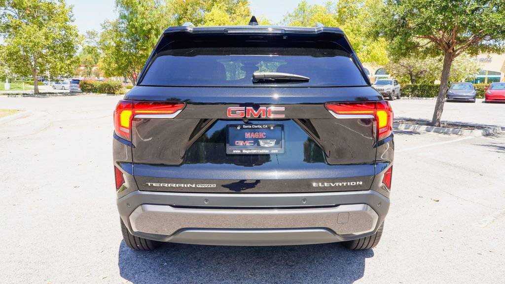 New 2026 GMC Terrain Elevation w/ Elevation Premium Package AWD/4WD image 8