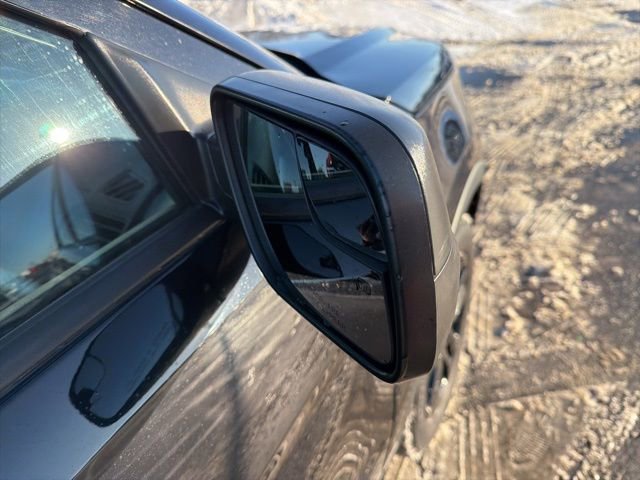 Used 2019 Ford Explorer XLT image 7