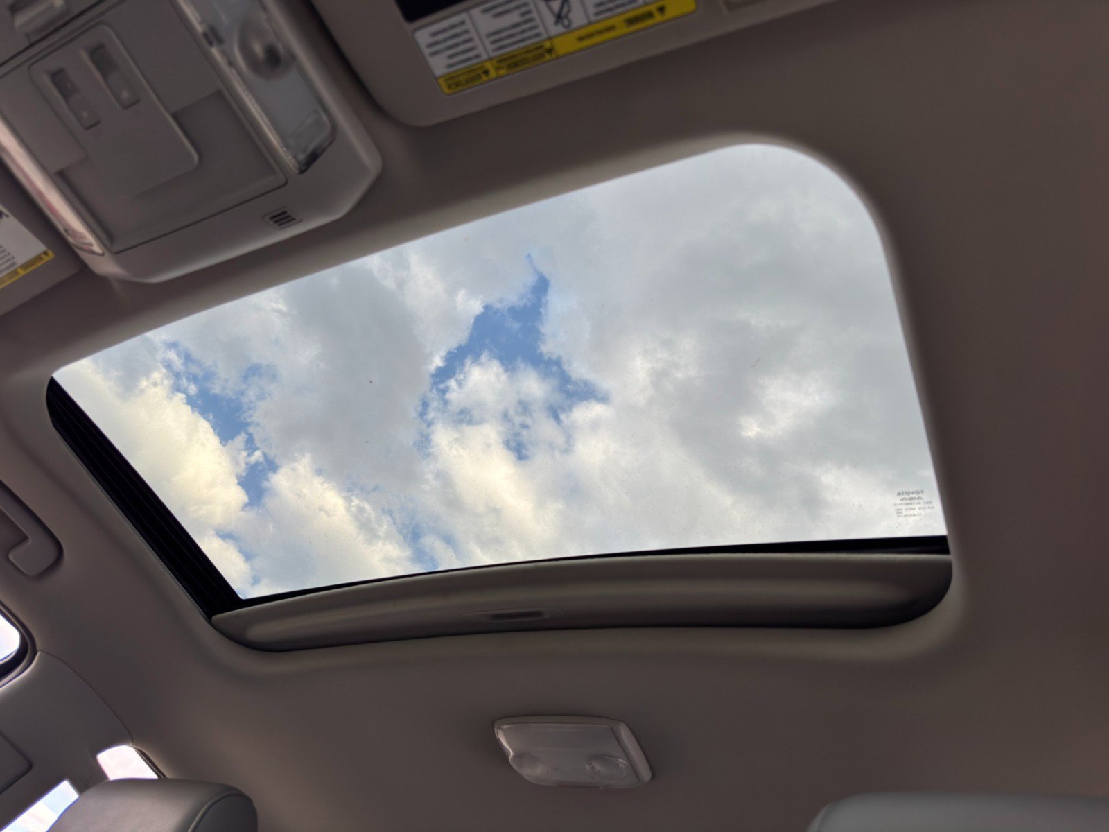 Used 2016 Toyota Tundra Limited w/ Limited Premium Package image 10