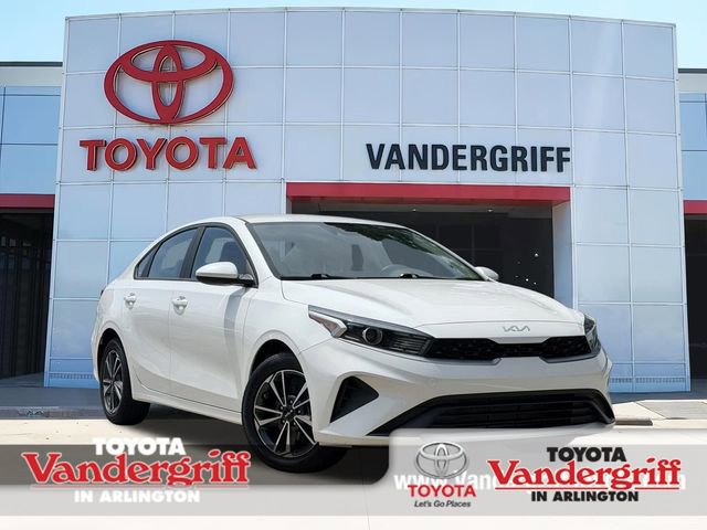 Used 2023 Kia Forte LXS FWD image 1