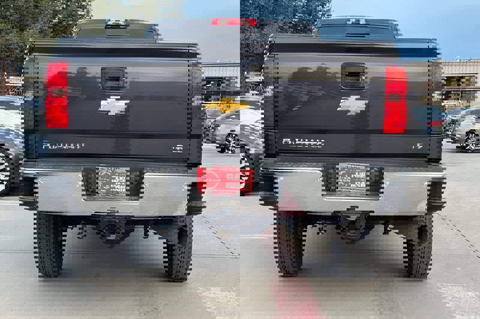 Used 2015 Chevrolet Silverado 2500 LTZ w/ Duramax Plus Package image 8