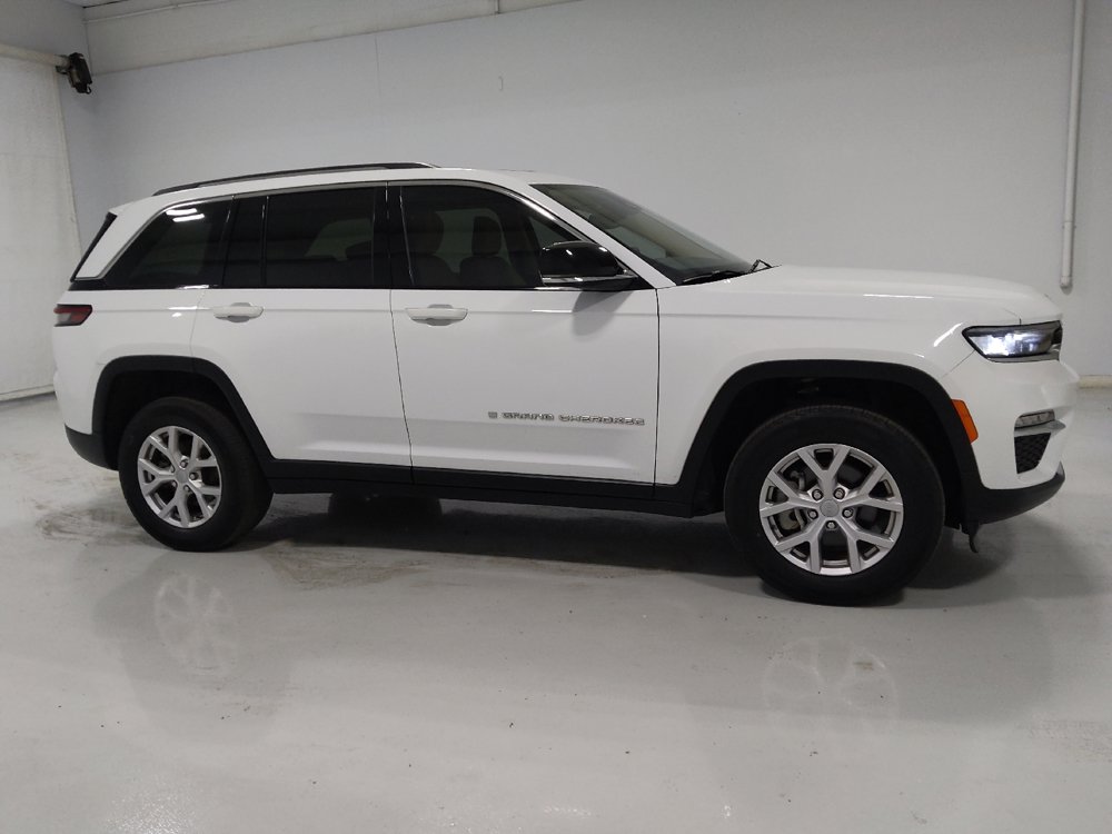 Used 2022 Jeep Grand Cherokee Limited AWD/4WD image 11