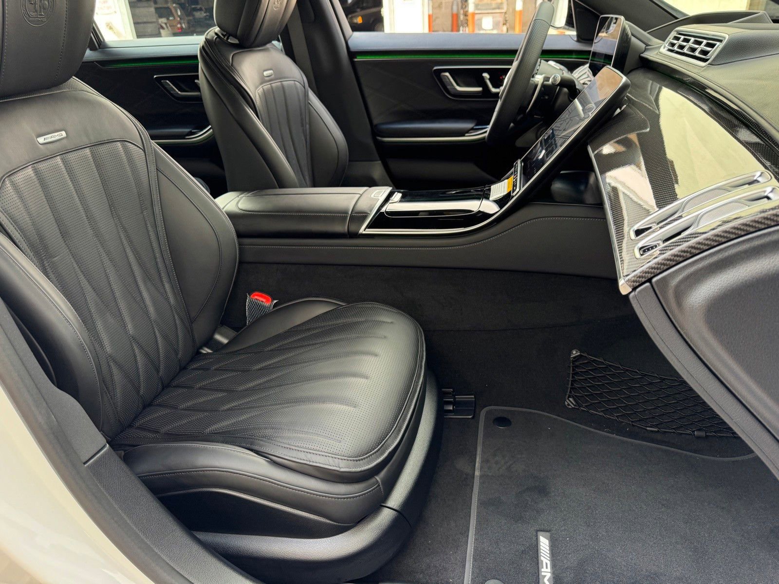 New 2026 Mercedes-Benz S 63 AMG S image 17