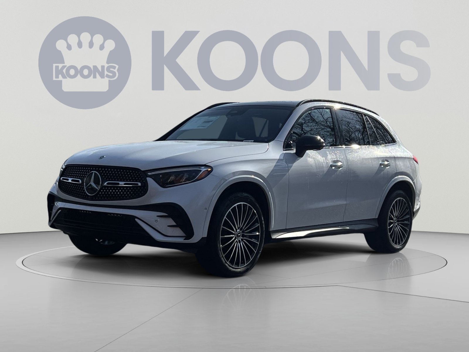 Used 2026 Mercedes-Benz GLC 300 4MATIC image 1
