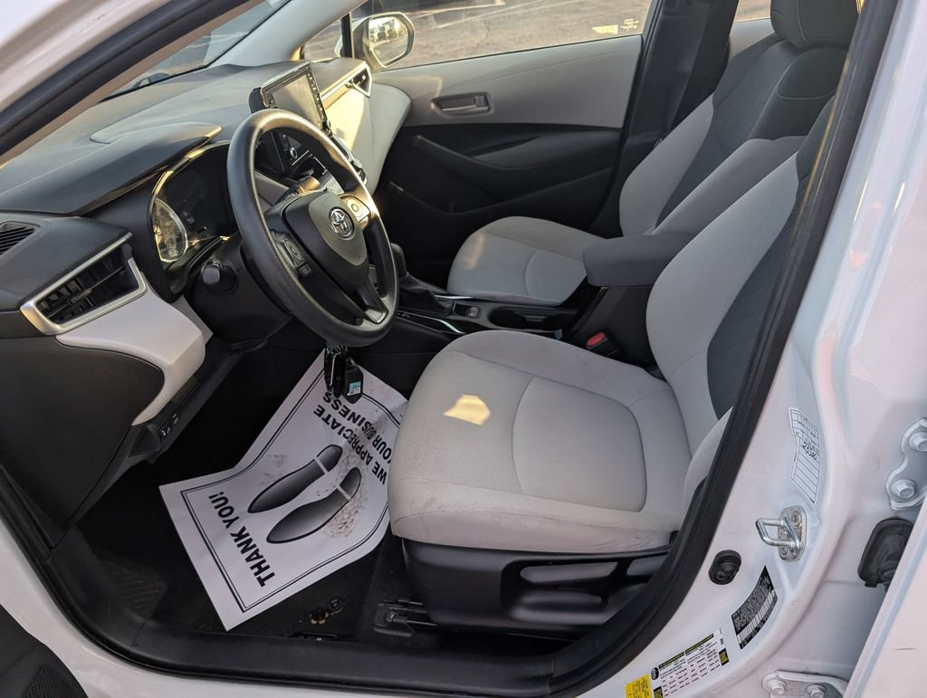 Used 2022 Toyota Corolla LE FWD image 12