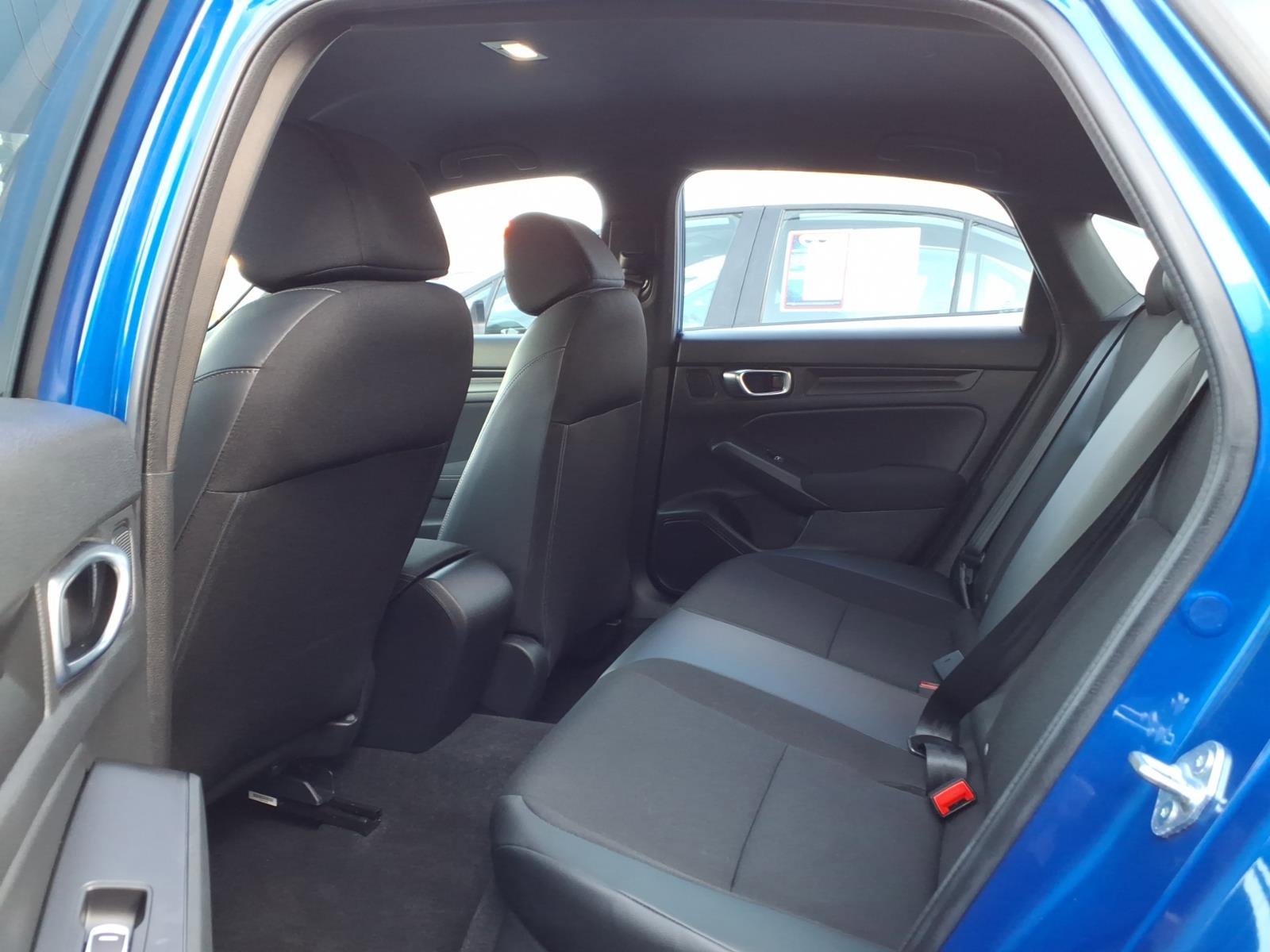 Used 2023 Honda Civic Sport image 12