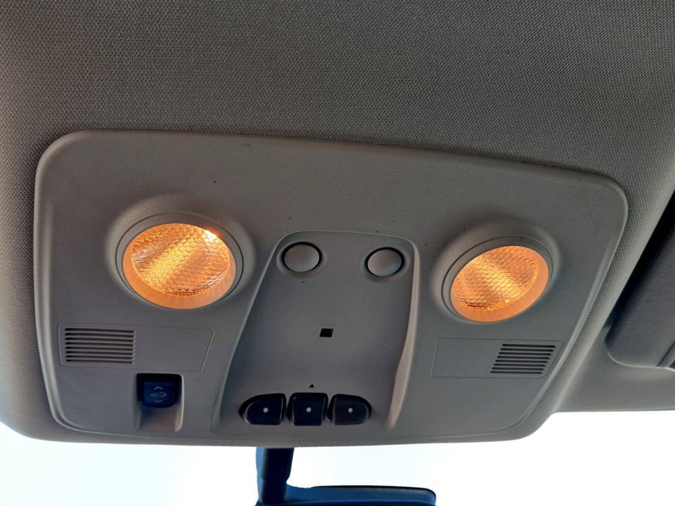 Used 2016 GMC Acadia Denali image 21