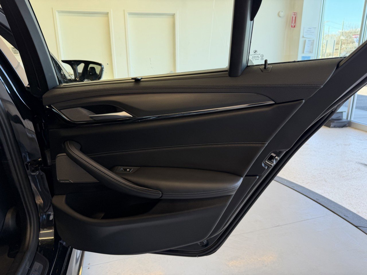 Used 2022 BMW M5 w/ Executive Package image 56