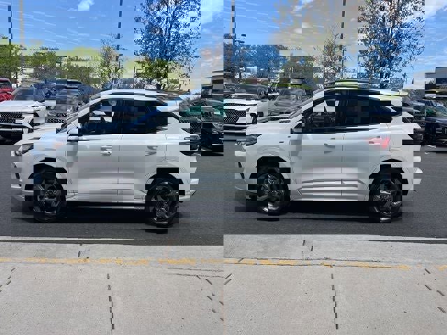 Used 2023 Ford Escape ST-Line Select w/ Tech Pack #2 image 4