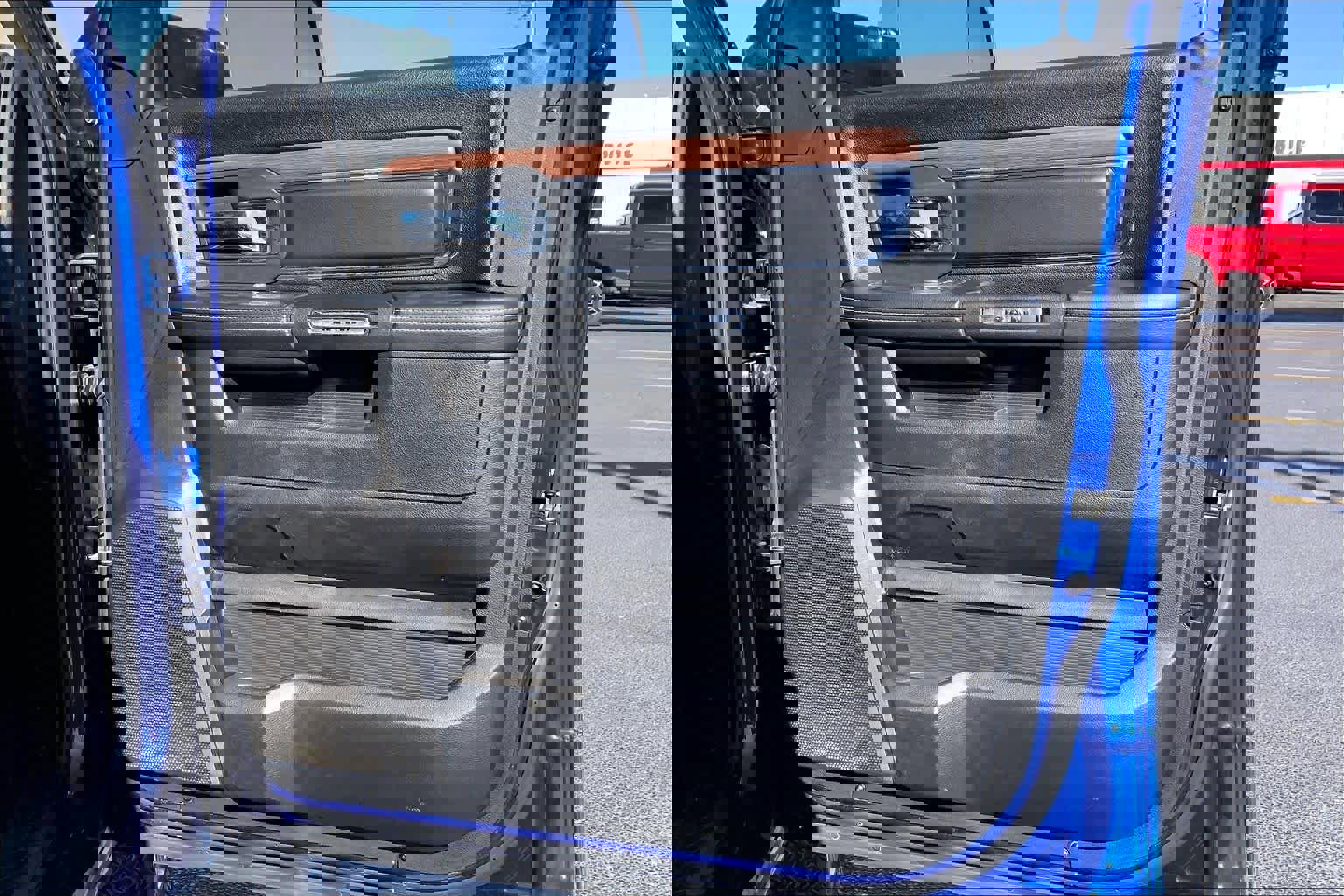 Used 2016 RAM 2500 Laramie image 23