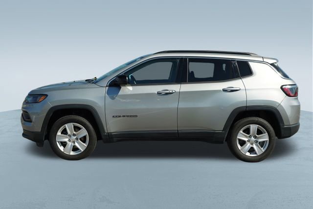 Used 2022 Jeep Compass Latitude w/ Convenience Group image 4