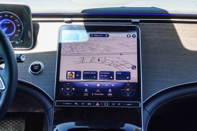 Used 2023 Mercedes-Benz EQE 500 4MATIC Sedan image 13