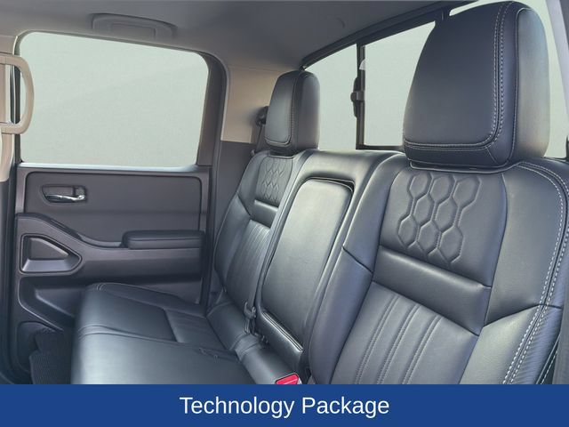 Used 2023 Nissan Frontier SV w/ SV Premium Package AWD/4WD image 16