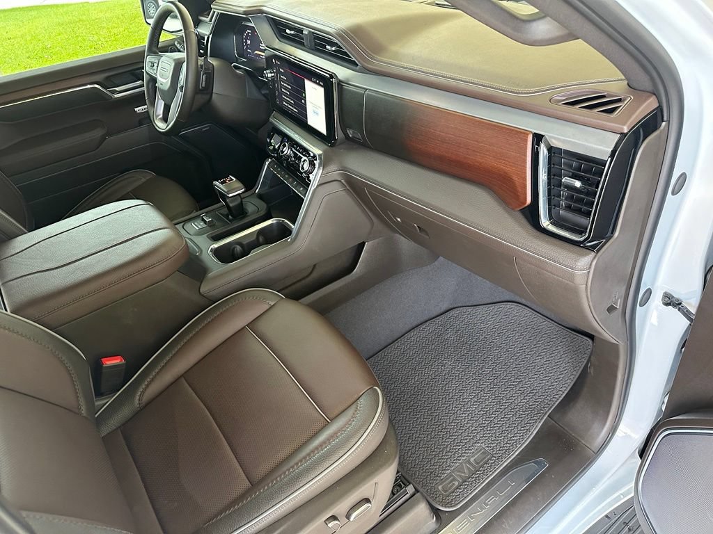 Used 2026 GMC Sierra 1500 Denali w/ Technology Package RWD image 40