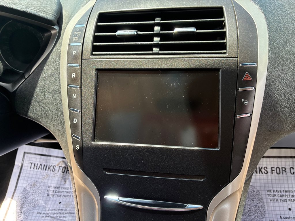 Used 2015 Lincoln MKZ w/ Equipment Group 102A Reserve FWD image 31