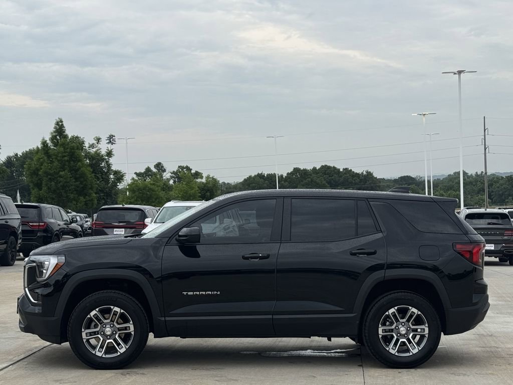 Used 2026 GMC Terrain Elevation FWD image 3